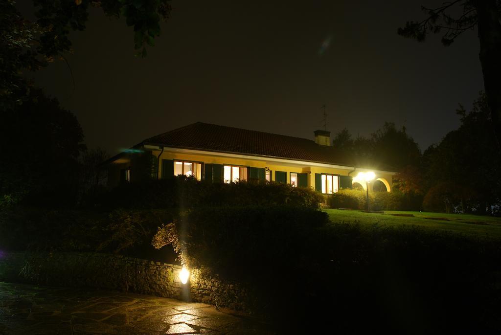 Bed and Breakfast Alla Gazza Ladra à Prato Sesia Extérieur photo